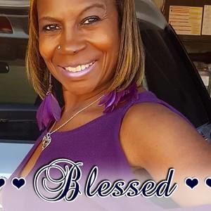 Meet your Posher, Myra